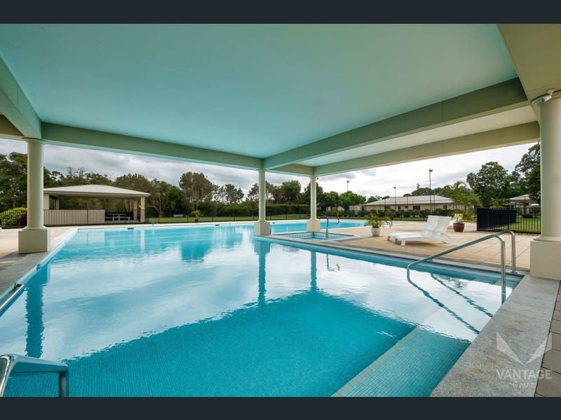 Spacious, Stylish & Perfectly Positioned in Vantage Eagleby Pines