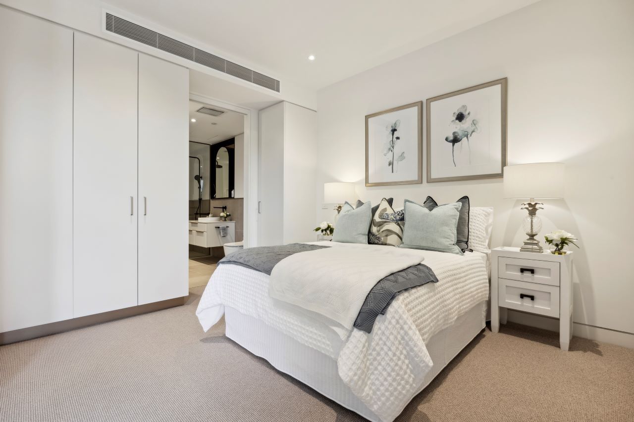 Luxurious Two-Bedroom Street Facing Apartment