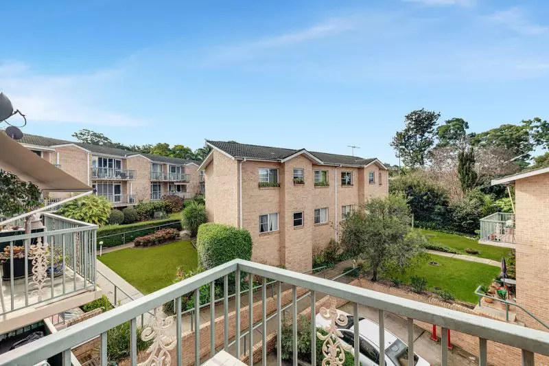 Fully Renovated Studio Apartment -balcony and views