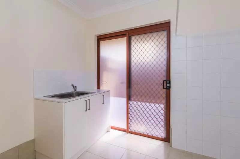 Large Ground Floor Villa Available!