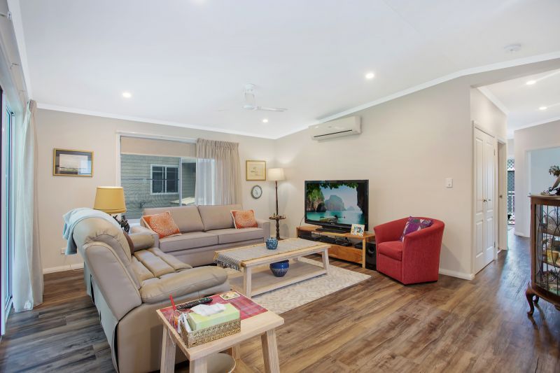 Contemporary Two Bedroom with Study & Stunning Bushland Views