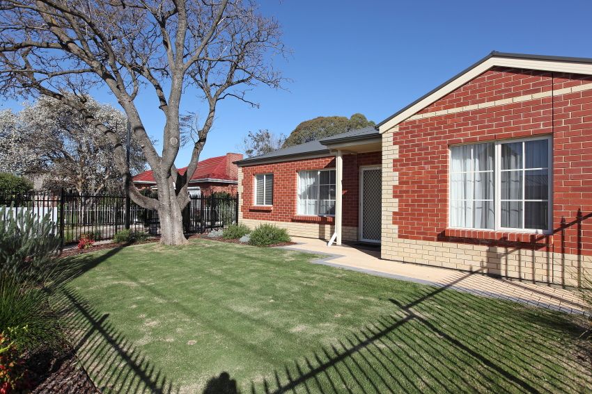 10 Plympton Mews, 2 bedroom homes within a tight knit village