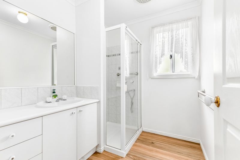 Outdoor Oasis – A Gardener's Dream Home!