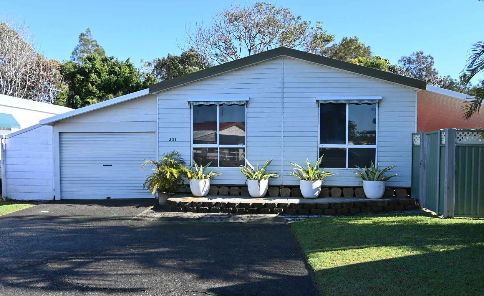 Tweed Broadwater Village, an Over 50's Pet Friendly Lifestyle Village