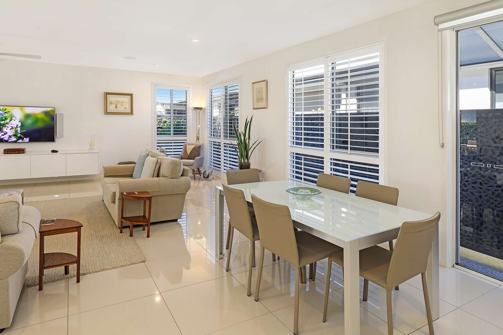 The WOW Factor! Villa 105 Living Gems