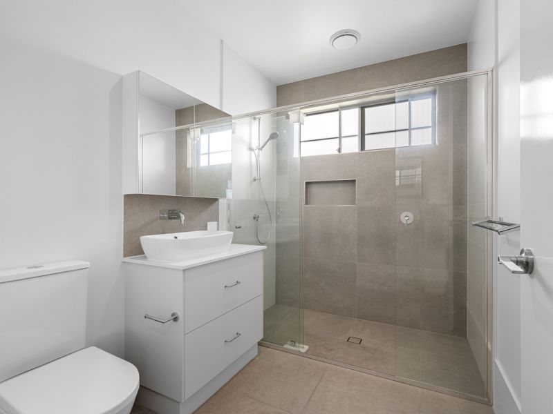 Prime Corner Location - Private Outlook to Nature