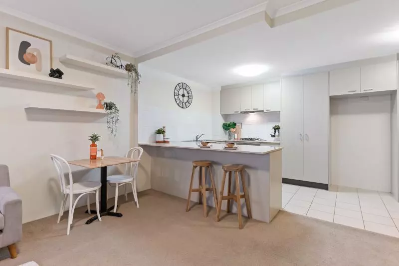 Spacious Modern & Central Home!