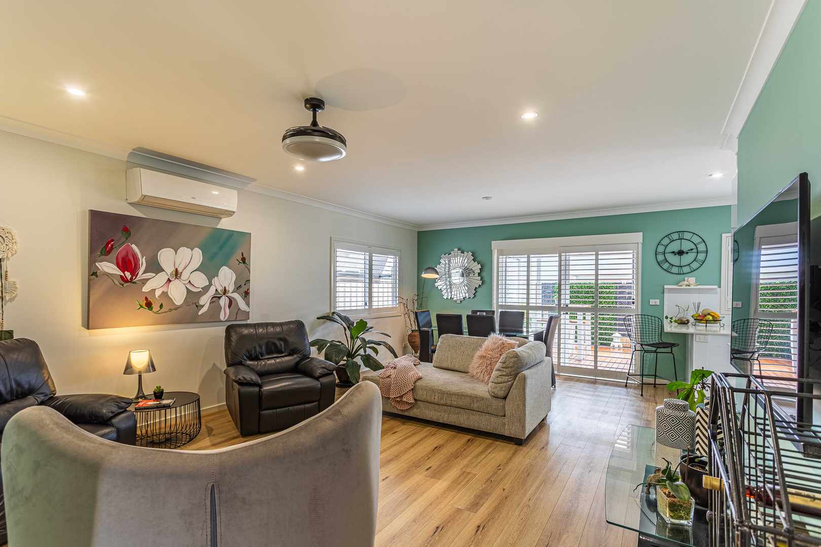 Palm Lake Resort Fern Bay - Immaculately presented