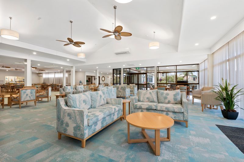Peaceful forest outlook studio in the heart of a thriving lifestyle village.