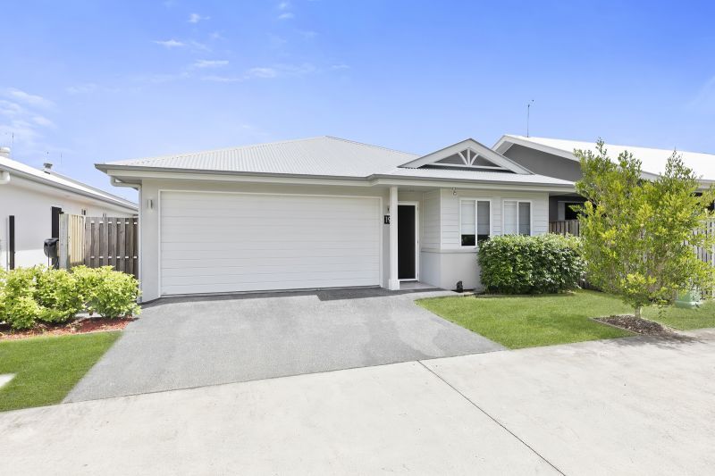 Modern Home with Entertainer's Patio