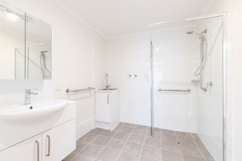 Spacious serviced apartment filled with natural light