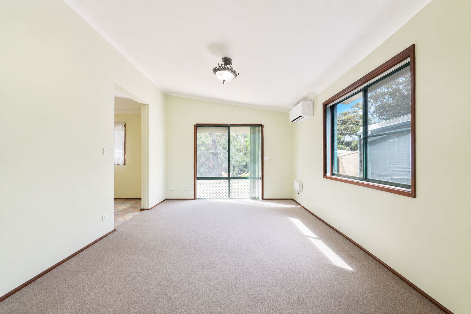 Spacious 3-Bedroom Home with Serpentine River Views