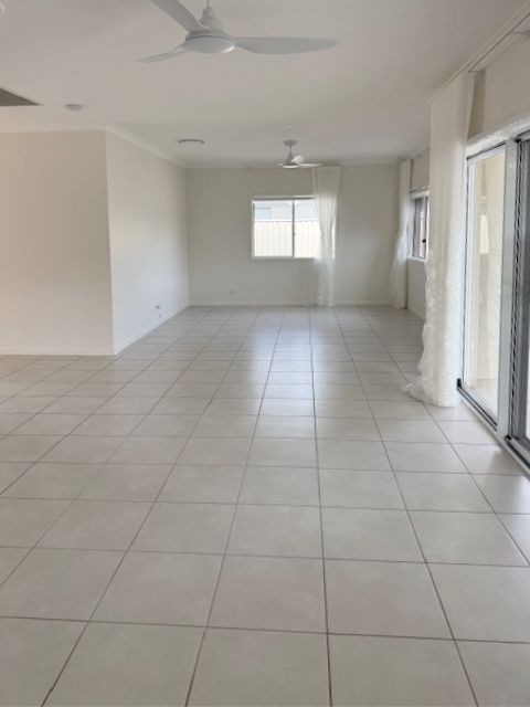 Home 64 Beachmere Sands