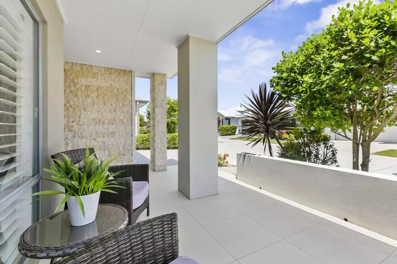 Site 230 - Established Peregrine